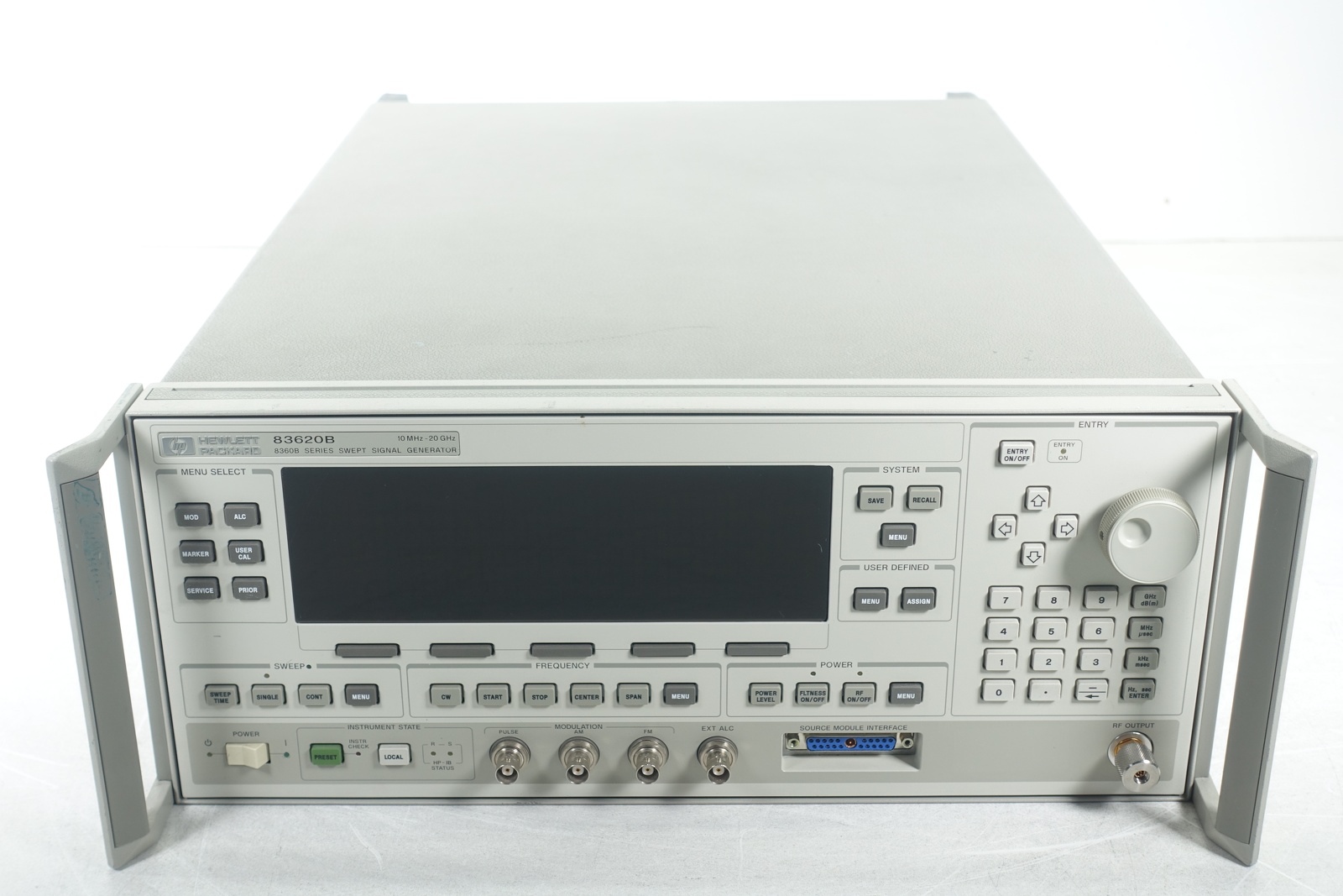 Keysight 83620B Synthesized Swept-Signal Generator / 10 MHz to 20 GHz