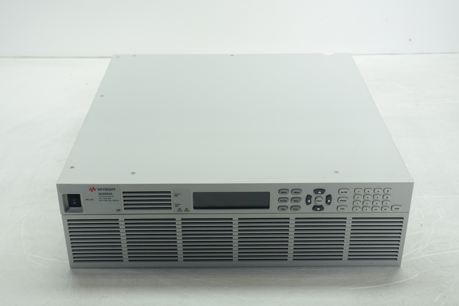 Keysight AC6803A Basic AC Power Source / 2000 VA / 270 V / 10 A