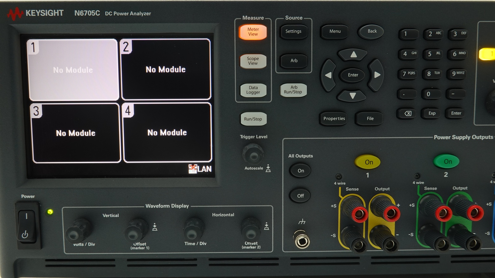 Keysight N6705C DC Power Analyzer Mainframe / Modular / 600W / 4 Slots