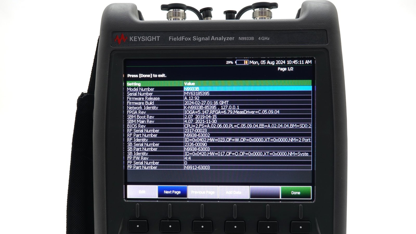 Keysight N9933B FieldFox Signal Analyzer / 9 kHz to 4 GHz